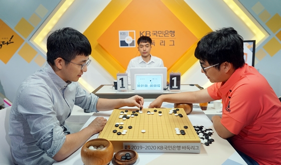 Kixx, ���� ù�¡��ѱ���������, ���� �õ�