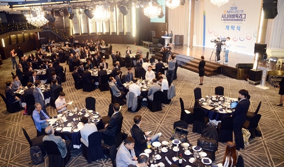 �������� 32�� ���� �ôϾ��, ���� ����