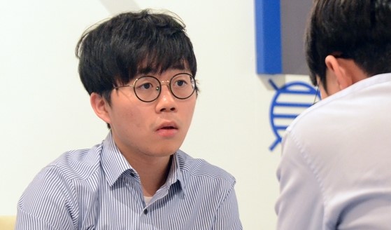 �Ź���, ���� �罽 ���� ���������� ���1�� �¸�