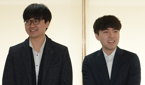 ���Ϲΰ� ������ ��ܸԴ� ���ڴ�?