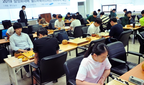 �Ƹ��߾� 12��, �Ｚȭ�� ���տ��� �����ڰ� ȹ��