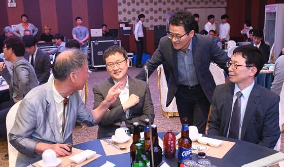 'â-ոû, ġ-ɹ̾'  žȿ ݵ