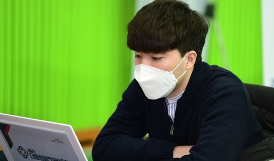 ���Ϲ�, ����ɹ� ���� �ι� ù ���