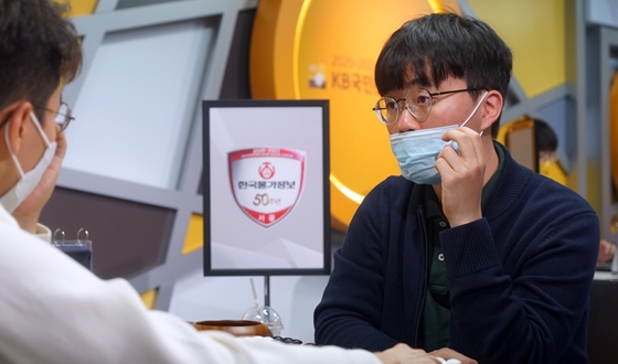 �Ź���, �ȼ��ؿ��� �뿪�� ������