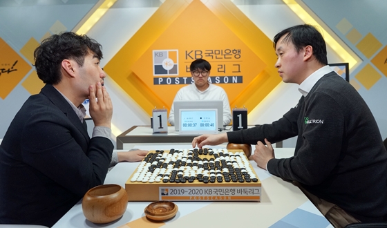 10�ð� ���� ��, ��Ʈ���� �¸��� �ºδ� ����������