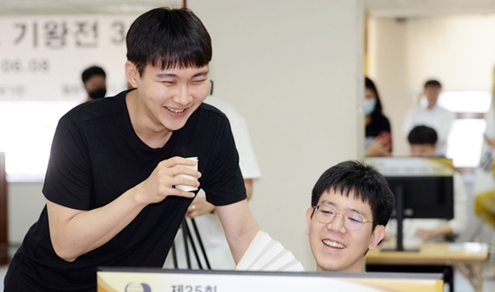 LG ¶ 뱹, 뱹 غϴ  ڼ