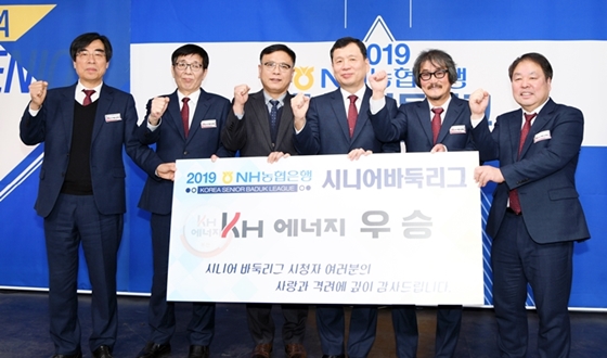 8���� ���� �ôϾ�ٵϸ���, ������ ����