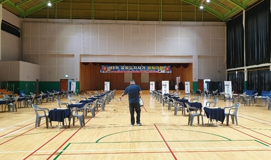 ù ���մ�ȸ ġ�� ���� ����, '�ڷγ� ���̾�!'