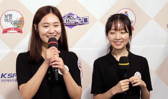 �ξ� ���Ҽұ� '������ �����, �㼭�� ����' �÷��̿��� ����