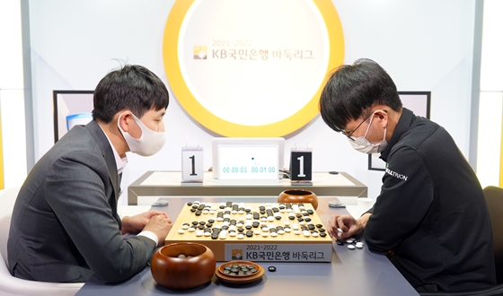 ������, �������� ���� �뿪�� '��Ʈ���� �¸� ����'