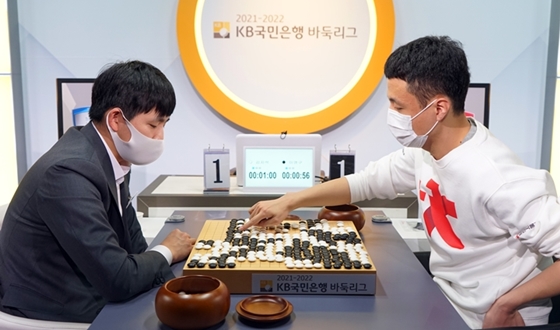 ������, �̿��� �߰� �Ѹ�ġ�� ����� ����