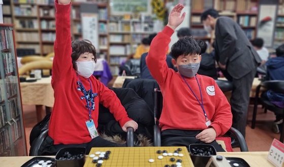 �����+����ȯ, 