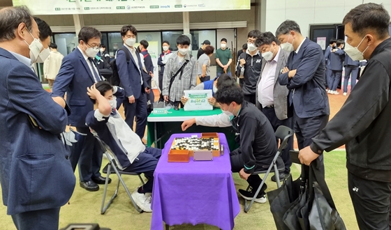 ���ų������� ����vs�ƺ��� 