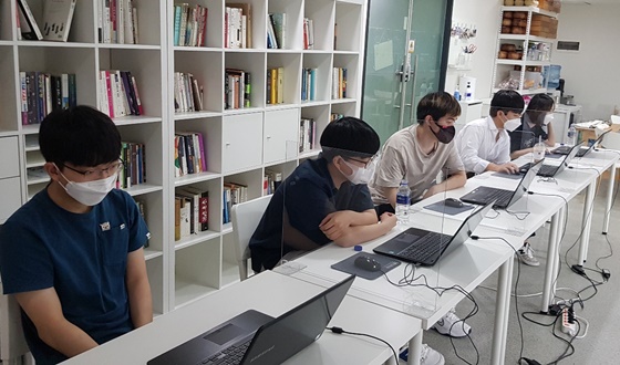 �������� ����, ����Ʈ���� ���� ž��!