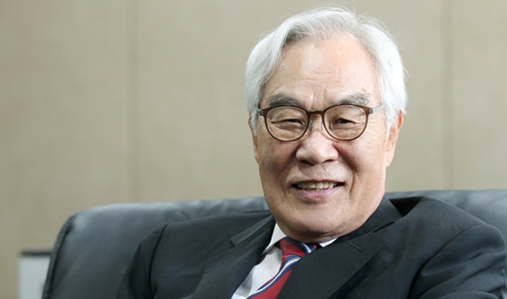 ���ƽþȰ��� ����, ���ձ��� â����