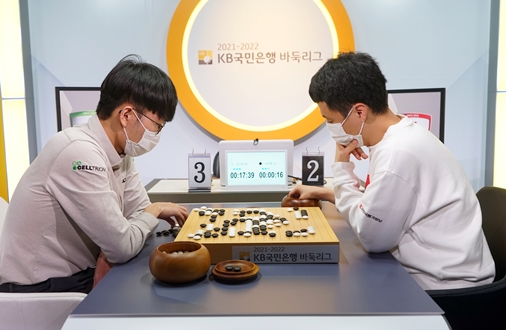 ��Ʈ����, �ѱ��������� ���� 3���� Ż��