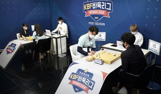 HAPPY ��â, ��ϰ� �÷��̿��� 3��� ����