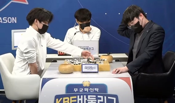 ����, è�ῡ�� �λ��̺�����ȸ�� �б� ����