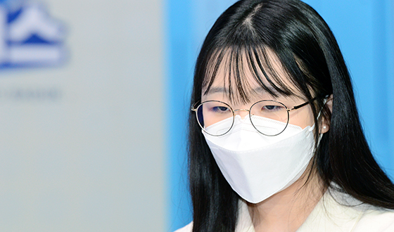 ������, ���� ��ħ�ϰ� 8�� ����