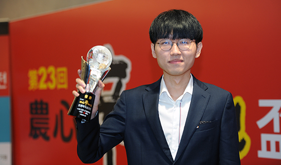 ��ŷ 1�� ������, ���ݱ� ��� �ι� �Ͼ���