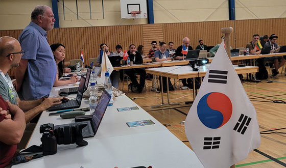  37���� ȸ���� �����ٵϿ���(EGF) ��ȸ ����