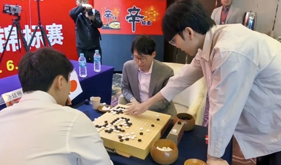 ����ȯ, �ƽ��� Ż������������ ���Ҵ�